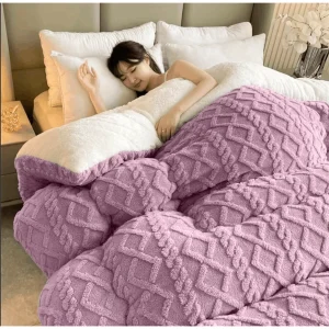 Double-Sided Plush Fleece & Sheepskin Comforter